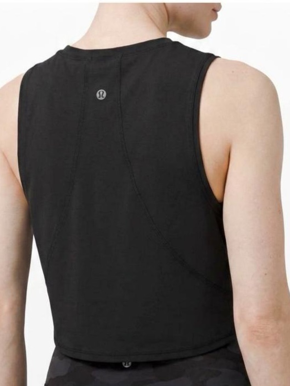 Lululemon Muscle Love Crop Tank *Tough
Black size 4